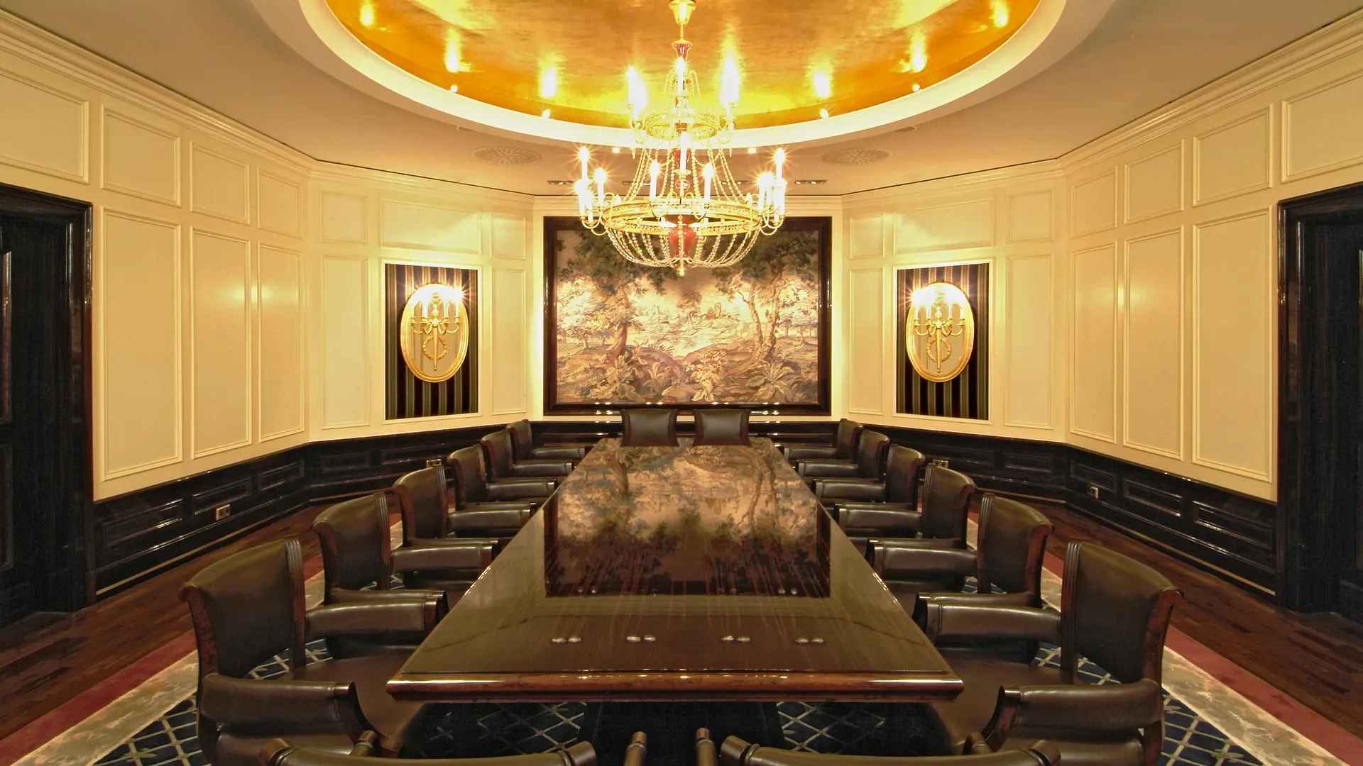 Hotel Palace Berlin 5*,