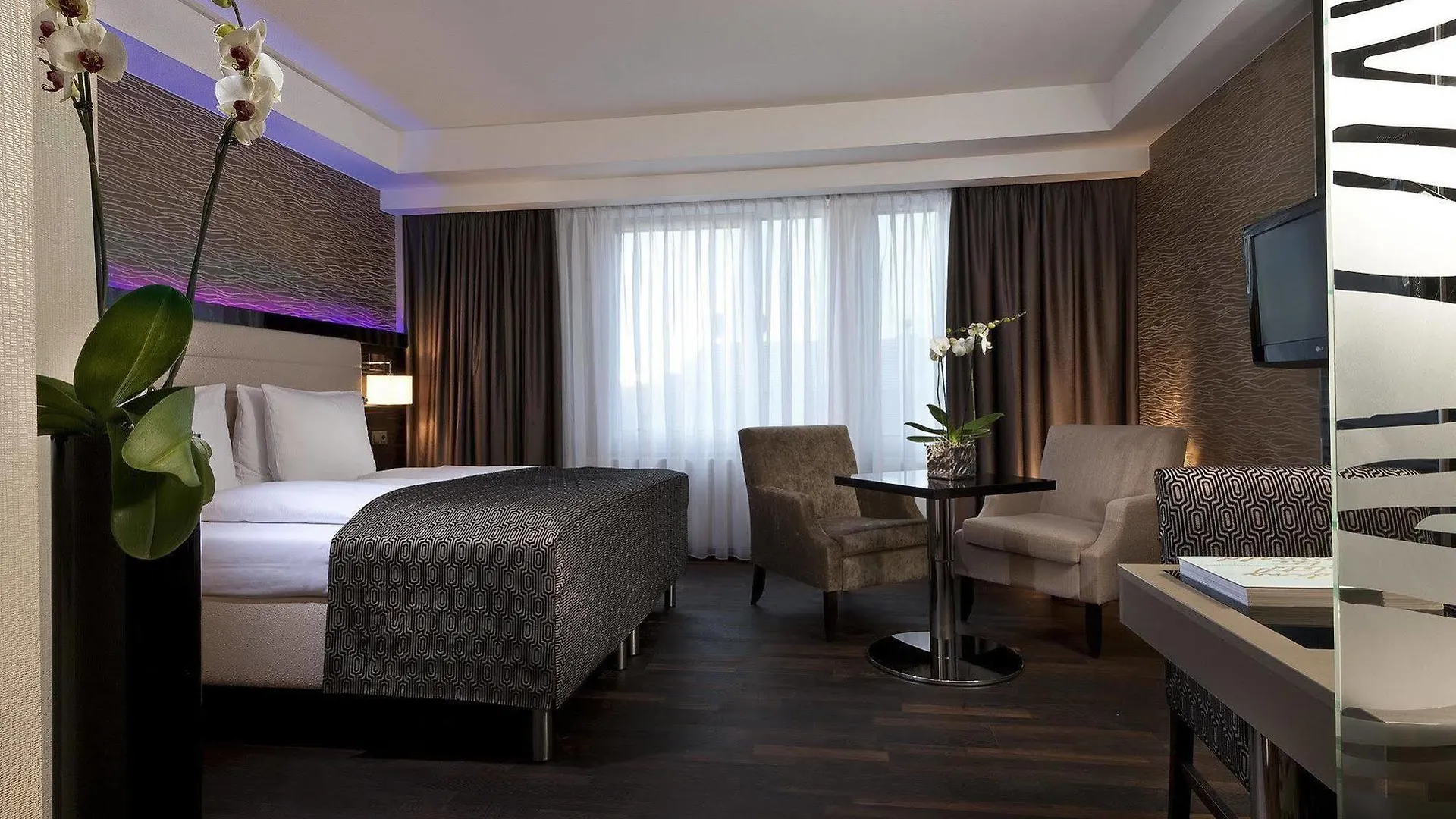 Hotel Palace Berlin location